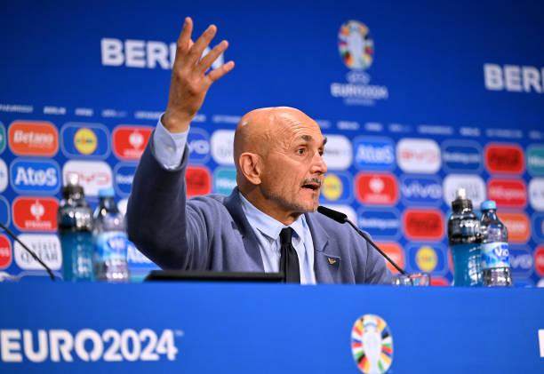 华体会体育-斯帕莱蒂：国米夺冠太早，对一些球员心态有影响