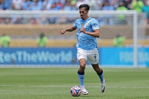 华体会HTH-赖因德斯：目前在曼城进展不错，从米兰搬到曼彻斯特是很大的转变